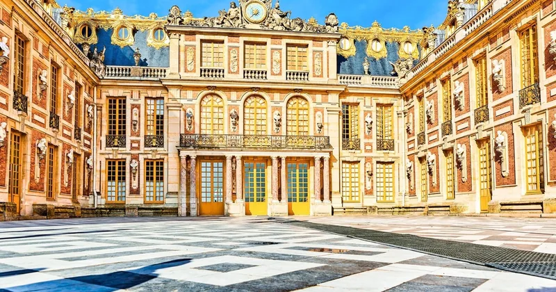 Schloss-Tour und Gärten-Zugang